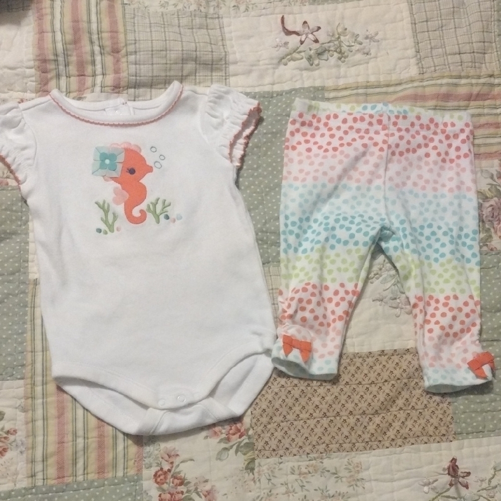 Gymboree White and Multicolor Seahorse Set